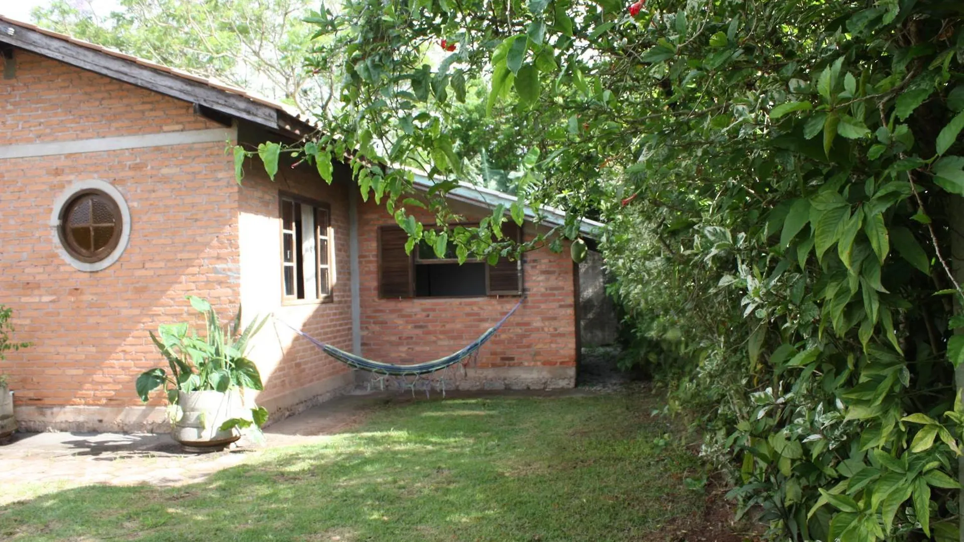 Casa Para Familia No Rio Vermelho Флорианополис Бразилия